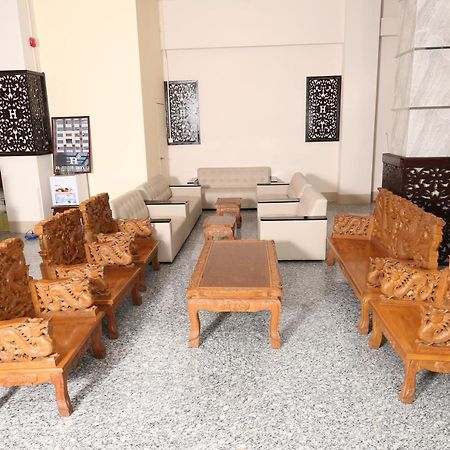 فندق إتش بلس يانجون يانغون المظهر الخارجي الصورة